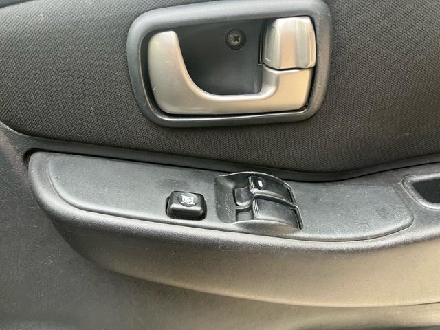 パジェロミニ アクティブフィールドエディション　距離５万キロ台　４ＷＤ　ワンオーナー　禁煙　ナビ　ＥＴＣ　　純正アルミ　ルーフキャリア　電動格納ミラー　エアコン（29枚目）