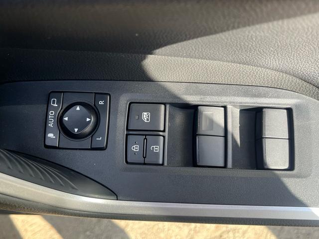 ＲＡＶ４ アドベンチャー　ＴＲＤルーフキャリア　パノラマルーフ　純正９インチナビ　バックカメラ　フルセグＴＶ　　Ｂｌｕｅｔｏｏｔｈ　ブラインドスポットモニター　前後ドライブレコーダー　ＨＯＬＤ　パワーシート　クルーズコ　ＥＴＣ（21枚目）