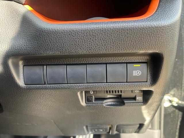 ＲＡＶ４ アドベンチャー　ＴＲＤルーフキャリア　パノラマルーフ　純正９インチナビ　バックカメラ　フルセグＴＶ　　Ｂｌｕｅｔｏｏｔｈ　ブラインドスポットモニター　前後ドライブレコーダー　ＨＯＬＤ　パワーシート　クルーズコ　ＥＴＣ（22枚目）