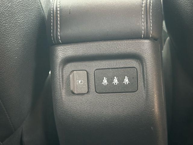 キックス Ｘ　寒冷地仕様　純正９インチＳＤナビ　アラウンドビューモニター　フルセグＴＶ　プロパイロット　ルーフレール　ステアリングヒーター　シートヒーター　ワンオーナー（35枚目）