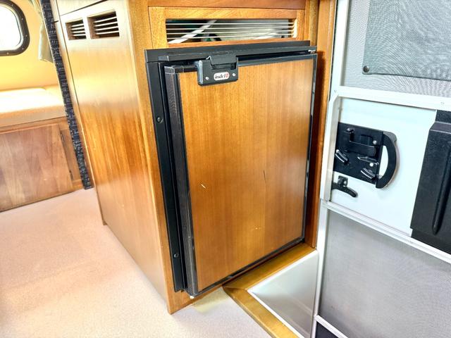 ボンゴトラック 　ＡｔｏＺ製アミティ　ボスコ　リチウムイオンバッテリー　１２Ｖクーラー　テレビ　電子レンジ　冷蔵庫　ＭＡＸＸＦＡＮ　キッチン　シンク　バンクベッド　リアダブルベッド　インバーター　走行充電　外部充電（67枚目）