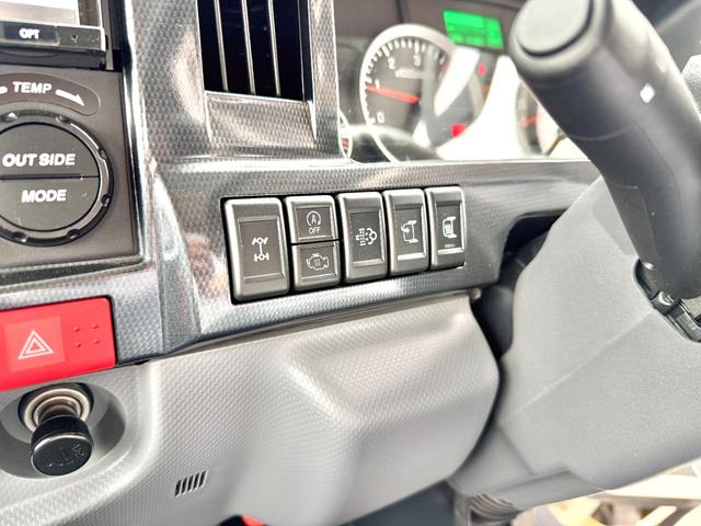 いすゞ 　Ｂｅ－ｃａｍ　日本特殊ボディー　ツバサ　ディーゼル４ＷＤ　リチウムイオンバッテリー　家庭用エアコン　ＦＦヒーター　ソーラーパネル　マルチルーム　テレビ　冷蔵庫　電子レンジ　マックスファン　電動ステップ（35枚目）