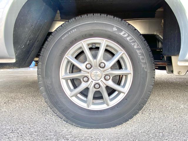 タウンエーストラック 　セキソーボディ　トム２３　４ＷＤ　ワンタッチベッド展開　マルチルーム　ＦＦヒーター　ツインサブバッテリー　走行充電　マックスファン　シンク　ソーラーパネル　１２Ｖ冷蔵庫　社外アルミ　前後ドラレコ（26枚目）
