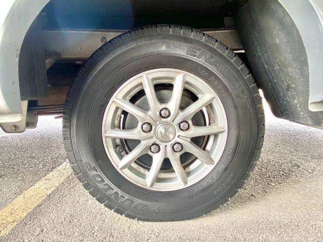 タウンエーストラック 　セキソーボディ　トム２３　４ＷＤ　ワンタッチベッド展開　マルチルーム　ＦＦヒーター　ツインサブバッテリー　走行充電　マックスファン　シンク　ソーラーパネル　１２Ｖ冷蔵庫　社外アルミ　前後ドラレコ（27枚目）