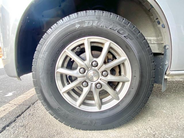 タウンエーストラック 　セキソーボディ　トム２３　４ＷＤ　ワンタッチベッド展開　マルチルーム　ＦＦヒーター　ツインサブバッテリー　走行充電　マックスファン　シンク　ソーラーパネル　１２Ｖ冷蔵庫　社外アルミ　前後ドラレコ（28枚目）