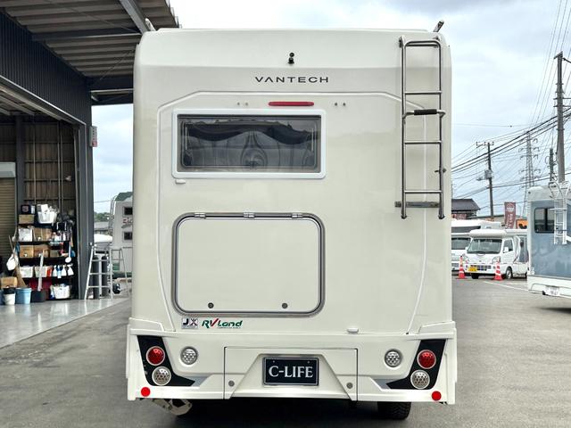 カムロード 　バンテック　コルドリーブス　ディーゼル４ＷＤ　トリプルサブバッテリー　家庭用エアコン　ＦＦヒーター　リアエントランス　マルチルーム　電子レンジ　シンク　カセットガスコンロ　ルーフベント　インバーター（19枚目）