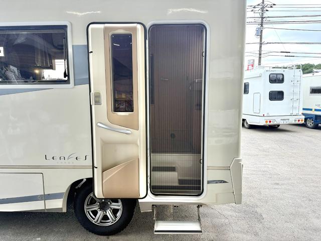 カムロード 　バンテック　コルドリーブス　ディーゼル４ＷＤ　トリプルサブバッテリー　家庭用エアコン　ＦＦヒーター　リアエントランス　マルチルーム　電子レンジ　シンク　カセットガスコンロ　ルーフベント　インバーター（44枚目）