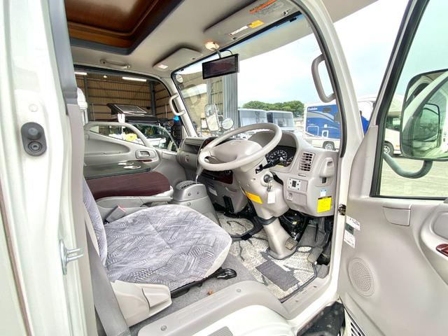 カムロード 　バンテック　ジル５２０　ディーゼル４ＷＤ　ワンオーナー　家庭用エアコン　トリプルサブバッテリー　ソーラーパネル　サイドオーニング　温水ボイラー　電動マックスファン　ＦＦヒーター　マルチルーム　冷蔵庫（38枚目）