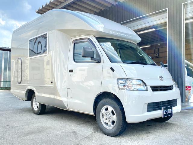 タウンエーストラック 　セキソーボディ　トム２３　４ＷＤ　窓用クーラー　ＦＦヒーター　ソーラーパネル　外部充電　走行充電　冷蔵庫　ギャレー　マックスファン　ナビ　ＥＴＣ　前後ドライブレコーダー（18枚目）