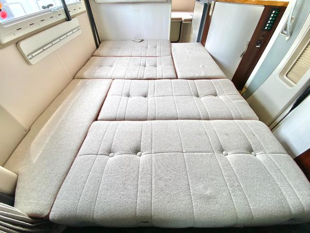 ハイエースバン 　セキソーボディ　トム２００　家庭用エアコン　ツインサブ　電子レンジ　１５００Ｗインバーター　マックスファン　前後スタビライザー　前後ショックアブソーバー　ミラー型前後ドラレコ　ソーラーパネル（7枚目）