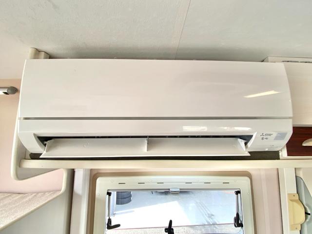 ハイエースバン 　セキソーボディ　トム２００　家庭用エアコン　ツインサブ　電子レンジ　１５００Ｗインバーター　マックスファン　前後スタビライザー　前後ショックアブソーバー　ミラー型前後ドラレコ　ソーラーパネル（66枚目）