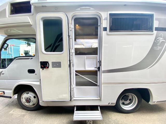 エルフトラック 　バンテック　ジル５２０クルーズ　４ＷＤ　発電機　家庭用エアコン　カーセールスワタナベ製エアサス　温水ボイラー　ＦＦヒーター　ソーラーパネル　１５００Ｗインバーター　電動サイドオーニング　電動ステップ（48枚目）