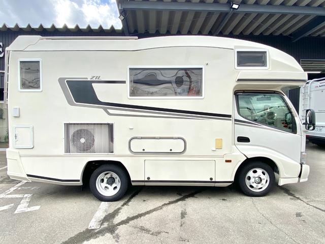 カムロード 　バンテック　ジル　７名乗車　リアダブルタイヤ　家庭用エアコン　アラウンドビューモニター　レカロシート　ワンオーナー　フローティングナビ　温水ボイラー　ＦＦヒーター　電動ステップ　ソーラーパネル（19枚目）