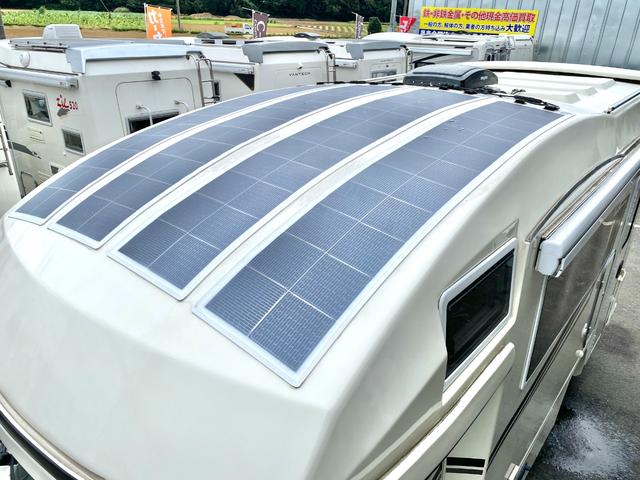 カムロード 　バンテック　ジル　７名乗車　リアダブルタイヤ　家庭用エアコン　アラウンドビューモニター　レカロシート　ワンオーナー　フローティングナビ　温水ボイラー　ＦＦヒーター　電動ステップ　ソーラーパネル（23枚目）