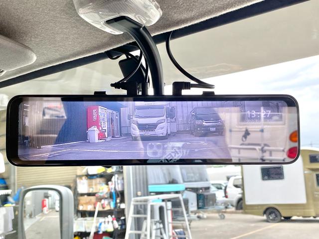 カムロード 　バンテック　ジル　７名乗車　リアダブルタイヤ　家庭用エアコン　アラウンドビューモニター　レカロシート　ワンオーナー　フローティングナビ　温水ボイラー　ＦＦヒーター　電動ステップ　ソーラーパネル（48枚目）