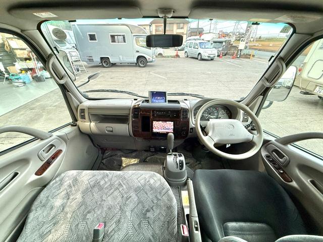 カムロード  バンテック コルドバンクス ディーゼル 8名乗車 タイベル交換済 FFヒータ- 新品冷蔵庫 ランチョ製前後ショック リアクーラー サイドオーニング 1500Wインバーター 電子レンジ テレビ(32枚目)