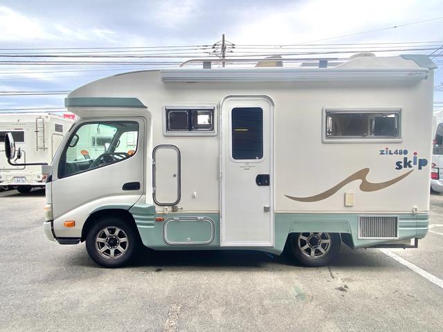 カムロード  バンテック ジル480スキップ ディーゼル4WD 9名乗車 ワンオーナー 家庭用エアコン FFヒーター ソーラーパネル 社外アルミ 運転席レカロ 地デジチューナー BSアンテナ 新品タイヤ(13枚目)