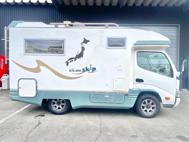 カムロード  バンテック ジル480スキップ ディーゼル4WD 9名乗車 ワンオーナー 家庭用エアコン FFヒーター ソーラーパネル 社外アルミ 運転席レカロ 地デジチューナー BSアンテナ 新品タイヤ(17枚目)