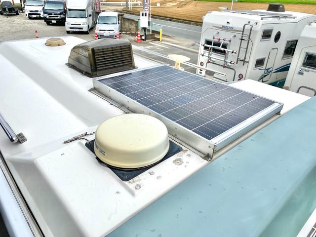 カムロード  バンテック ジル480スキップ ディーゼル4WD 9名乗車 ワンオーナー 家庭用エアコン FFヒーター ソーラーパネル 社外アルミ 運転席レカロ 地デジチューナー BSアンテナ 新品タイヤ(21枚目)