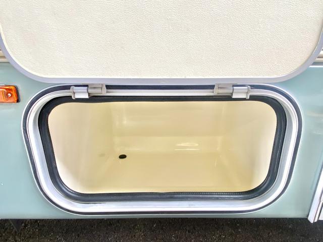 カムロード  バンテック ジル480スキップ ディーゼル4WD 9名乗車 ワンオーナー 家庭用エアコン FFヒーター ソーラーパネル 社外アルミ 運転席レカロ 地デジチューナー BSアンテナ 新品タイヤ(24枚目)