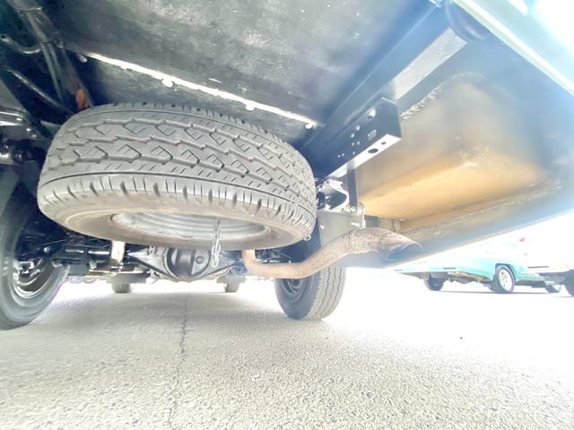 カムロード  バンテック ジル480スキップ ディーゼル4WD 9名乗車 ワンオーナー 家庭用エアコン FFヒーター ソーラーパネル 社外アルミ 運転席レカロ 地デジチューナー BSアンテナ 新品タイヤ(33枚目)