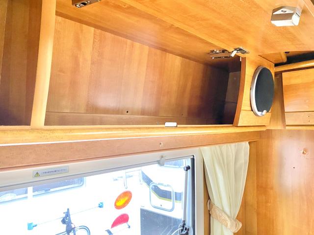 カムロード  バンテック ジル480スキップ ディーゼル4WD 9名乗車 ワンオーナー 家庭用エアコン FFヒーター ソーラーパネル 社外アルミ 運転席レカロ 地デジチューナー BSアンテナ 新品タイヤ(72枚目)