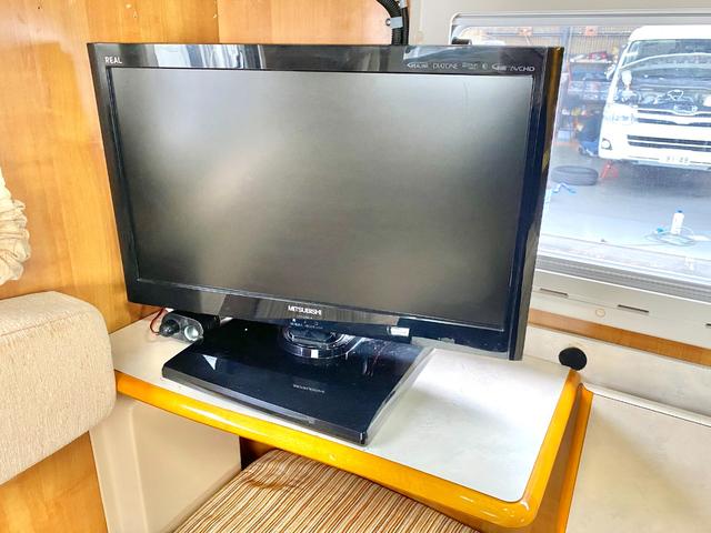 カムロード  バンテック ジル480スキップ ディーゼル4WD 9名乗車 ワンオーナー 家庭用エアコン FFヒーター ソーラーパネル 社外アルミ 運転席レカロ 地デジチューナー BSアンテナ 新品タイヤ(74枚目)