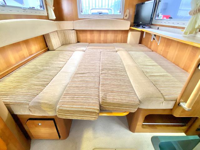 カムロード  バンテック ジル480スキップ ディーゼル4WD 9名乗車 ワンオーナー 家庭用エアコン FFヒーター ソーラーパネル 社外アルミ 運転席レカロ 地デジチューナー BSアンテナ 新品タイヤ(77枚目)