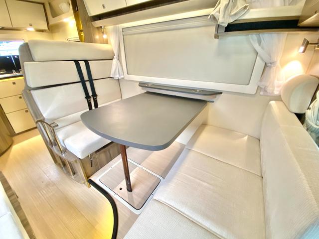 カムロード 　バンテック　ジル　ディーゼル４ＷＤ　ワンオーナー　カーセールスワタナベ製エアサス　家庭用エアコン　ＦＦヒータ－　ソーラーパネル　温水ボイラー　マルチルーム　電動ステップ　１５００Ｗインバーター（13枚目）