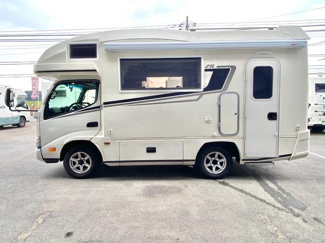 カムロード 　バンテック　ジル　ディーゼル４ＷＤ　ワンオーナー　カーセールスワタナベ製エアサス　家庭用エアコン　ＦＦヒータ－　ソーラーパネル　温水ボイラー　マルチルーム　電動ステップ　１５００Ｗインバーター（18枚目）