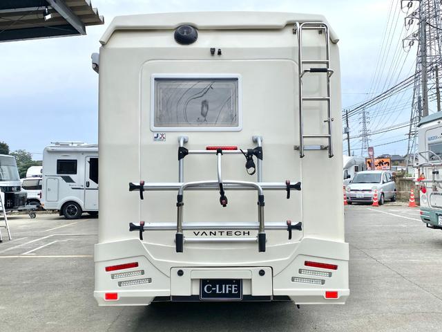 カムロード 　バンテック　ジル　ディーゼル４ＷＤ　ワンオーナー　カーセールスワタナベ製エアサス　家庭用エアコン　ＦＦヒータ－　ソーラーパネル　温水ボイラー　マルチルーム　電動ステップ　１５００Ｗインバーター（20枚目）