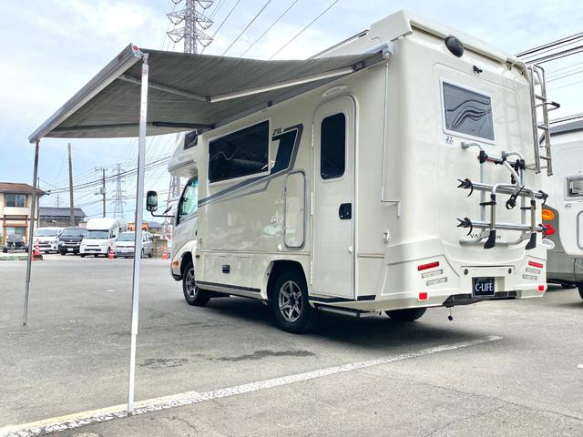 カムロード 　バンテック　ジル　ディーゼル４ＷＤ　ワンオーナー　カーセールスワタナベ製エアサス　家庭用エアコン　ＦＦヒータ－　ソーラーパネル　温水ボイラー　マルチルーム　電動ステップ　１５００Ｗインバーター（25枚目）