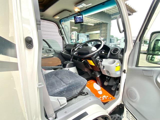 カムロード 　バンテック　ジル　ディーゼル４ＷＤ　ワンオーナー　カーセールスワタナベ製エアサス　家庭用エアコン　ＦＦヒータ－　ソーラーパネル　温水ボイラー　マルチルーム　電動ステップ　１５００Ｗインバーター（35枚目）