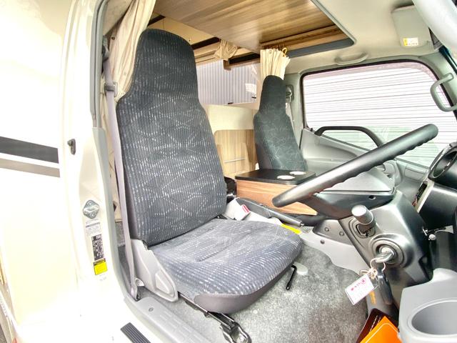 カムロード 　バンテック　ジル　ディーゼル４ＷＤ　ワンオーナー　カーセールスワタナベ製エアサス　家庭用エアコン　ＦＦヒータ－　ソーラーパネル　温水ボイラー　マルチルーム　電動ステップ　１５００Ｗインバーター（36枚目）