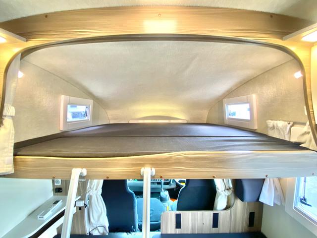 カムロード 　バンテック　ジル５２０　ディーゼル４ＷＤ　ワンオーナー車　リチウムイオンバッテリー６００Ａｈ　家庭用エアコン　ＦＦヒータ－　温水ボイラー　サイドオーニング　マルチルーム　シャワー　カセットトイレ（8枚目）