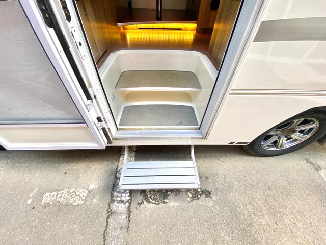 カムロード 　バンテック　ジル５２０　ディーゼル４ＷＤ　ワンオーナー車　リチウムイオンバッテリー６００Ａｈ　家庭用エアコン　ＦＦヒータ－　温水ボイラー　サイドオーニング　マルチルーム　シャワー　カセットトイレ（42枚目）