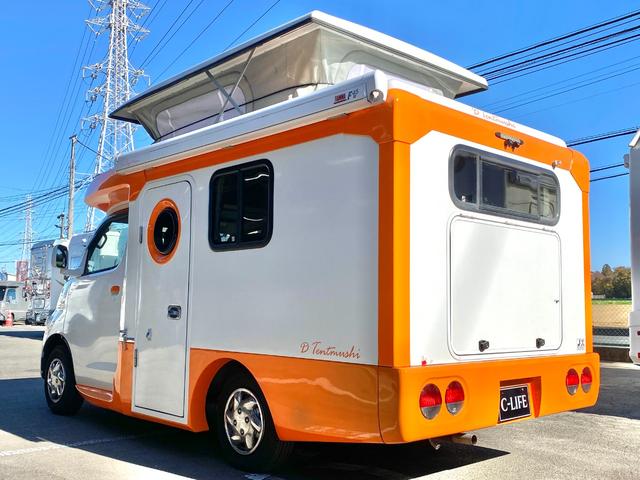 タウンエーストラック 　バンショップミカミ　Ｄテントむし　ポップアップルーフ　６名乗車　ＦＦヒーター　１２Ｖ電子レンジ　冷蔵庫　サイドオーニング　走行充電　外部充電　ギャレー　１０Ｌ給排水ポリタンク　ＥＴＣ　ナビ（16枚目）