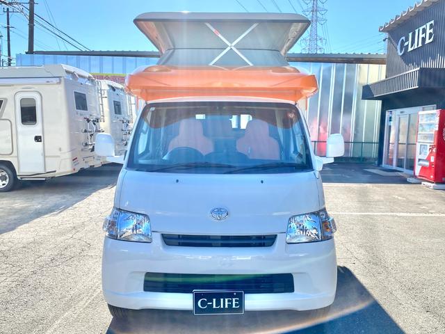 タウンエーストラック 　バンショップミカミ　Ｄテントむし　ポップアップルーフ　６名乗車　ＦＦヒーター　１２Ｖ電子レンジ　冷蔵庫　サイドオーニング　走行充電　外部充電　ギャレー　１０Ｌ給排水ポリタンク　ＥＴＣ　ナビ（21枚目）