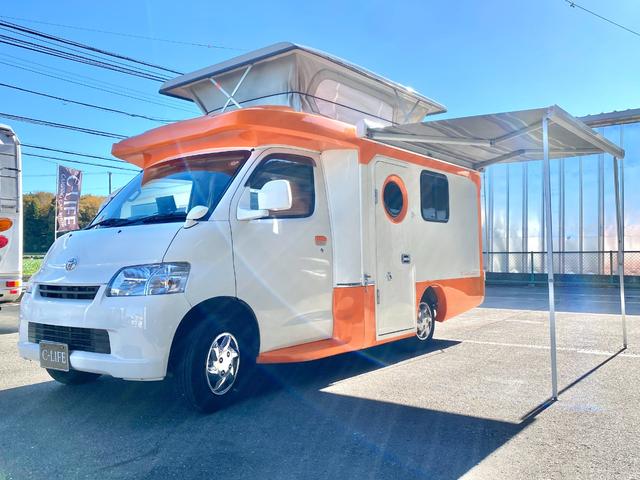 タウンエーストラック 　バンショップミカミ　Ｄテントむし　ポップアップルーフ　６名乗車　ＦＦヒーター　１２Ｖ電子レンジ　冷蔵庫　サイドオーニング　走行充電　外部充電　ギャレー　１０Ｌ給排水ポリタンク　ＥＴＣ　ナビ（22枚目）