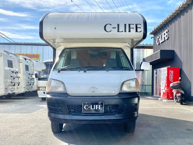 タウンエーストラック 　バンテック　アトム４０５　７名乗車　レンタアップ　ＦＦヒーター　ツインサブ　１５００Ｗインバータ　ルーフベント　サイドオーニング　サイクルキャリア　冷蔵庫　電子レンジ　マルチルーム　外部充電　走行充電（21枚目）