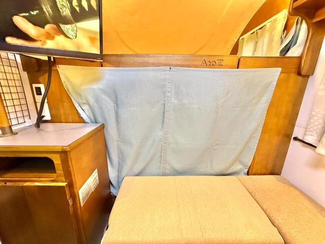 ボンゴトラック 　ＡｔｏＺ　アミティ　ポルト　ウィンドウエアコン　ソーラーパネル　オートライト社外品　テレビ　１２Ｖ冷蔵庫　マックスファン　キッチン　シンク　２０００Ｗインバーター　走行充電　ＥＴＣ２．０（66枚目）