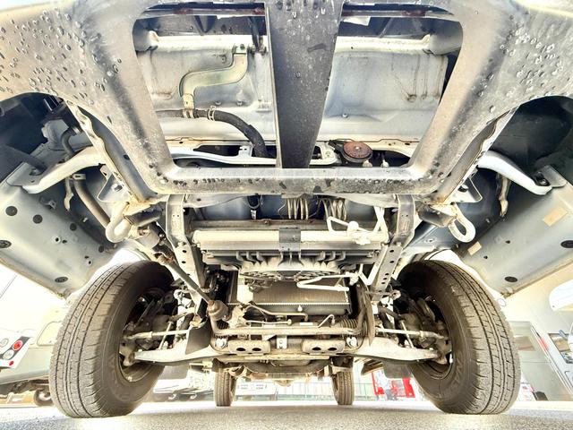 ボンゴトラック 　ＡｔｏＺ　アミティ　ポルト　ウィンドウエアコン　ソーラーパネル　オートライト社外品　テレビ　１２Ｖ冷蔵庫　マックスファン　キッチン　シンク　２０００Ｗインバーター　走行充電　ＥＴＣ２．０（76枚目）