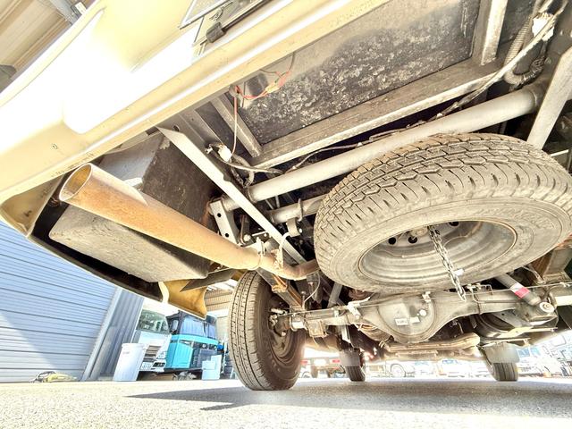 ボンゴトラック 　ＡｔｏＺ　アミティ　ポルト　ウィンドウエアコン　ソーラーパネル　オートライト社外品　テレビ　１２Ｖ冷蔵庫　マックスファン　キッチン　シンク　２０００Ｗインバーター　走行充電　ＥＴＣ２．０（78枚目）