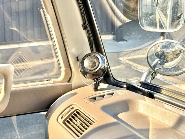 コースター 　キャンピングカーハタナカ製　オリジナルキャンパー　１０名乗車　ＮＯｘ・ＰＭ適合車　バスコン　リチウムイオンバッテリー　サイドオーニング　３０００Ｗインバーター　電子レンジ　テレビ　１２Ｖ冷蔵庫（38枚目）