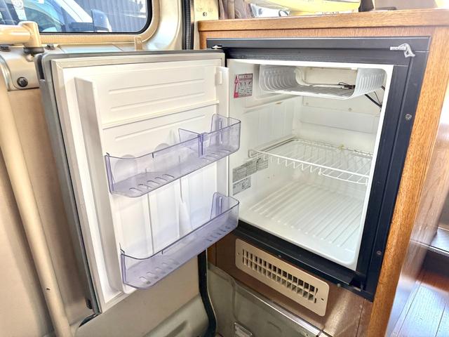 コースター 　キャンピングカーハタナカ製　オリジナルキャンパー　１０名乗車　ＮＯｘ・ＰＭ適合車　バスコン　リチウムイオンバッテリー　サイドオーニング　３０００Ｗインバーター　電子レンジ　テレビ　１２Ｖ冷蔵庫（44枚目）