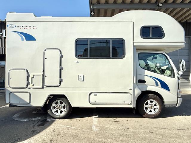 カムロード キャンピングワークス オルビス ユーロ ディーゼル レンタアップ車 タイベル交換済 家庭用エアコン FFヒータ- リアヒーター トリプルサブバッテリー サイドオーニング マルチルーム 電子レンジ(18枚目)
