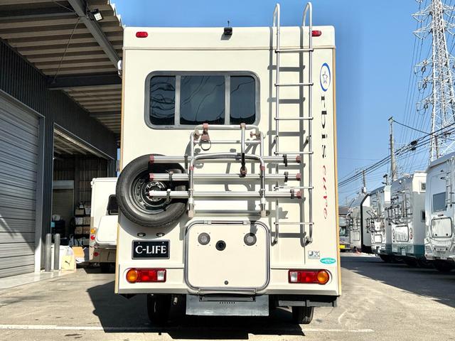 カムロード キャンピングワークス オルビス ユーロ ディーゼル レンタアップ車 タイベル交換済 家庭用エアコン FFヒータ- リアヒーター トリプルサブバッテリー サイドオーニング マルチルーム 電子レンジ(20枚目)