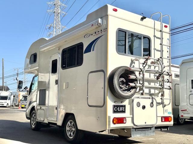 カムロード キャンピングワークス オルビス ユーロ ディーゼル レンタアップ車 タイベル交換済 家庭用エアコン FFヒータ- リアヒーター トリプルサブバッテリー サイドオーニング マルチルーム 電子レンジ(21枚目)