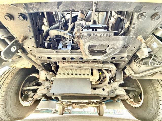 カムロード キャンピングワークス オルビス ユーロ ディーゼル レンタアップ車 タイベル交換済 家庭用エアコン FFヒータ- リアヒーター トリプルサブバッテリー サイドオーニング マルチルーム 電子レンジ(33枚目)