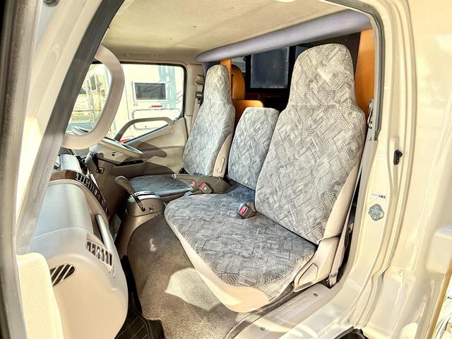 カムロード キャンピングワークス オルビス ユーロ ディーゼル レンタアップ車 タイベル交換済 家庭用エアコン FFヒータ- リアヒーター トリプルサブバッテリー サイドオーニング マルチルーム 電子レンジ(45枚目)